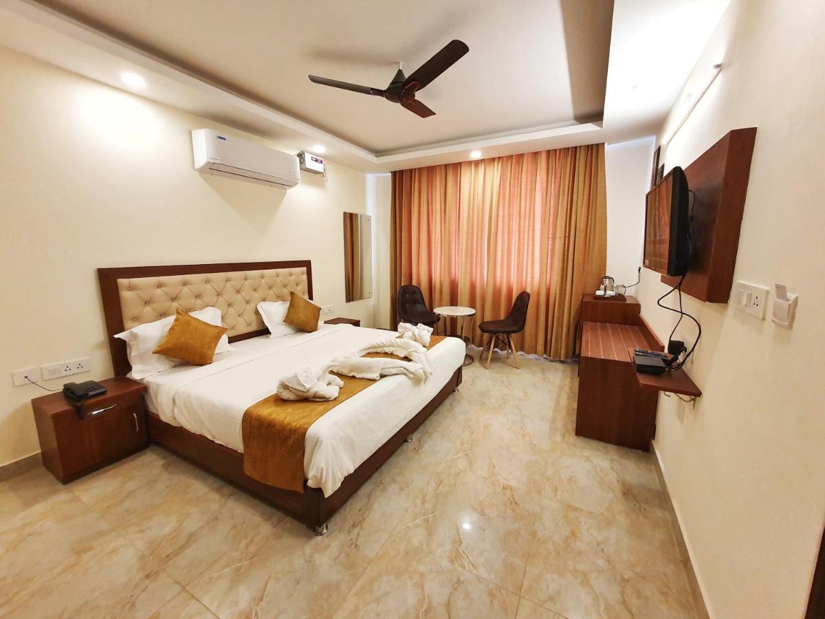The Park Residency Hotel Dehradun Luaran gambar